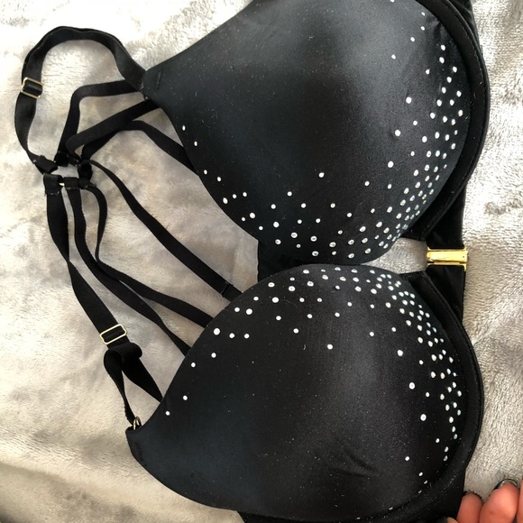 Victoria’s Secret bra - Picture 1 of 3
